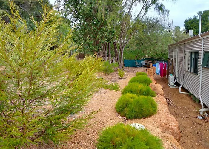 Warren Retreat - Cozy And Tranquil 2 Brm Home
